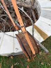 Load image into Gallery viewer, LV Round Purse
