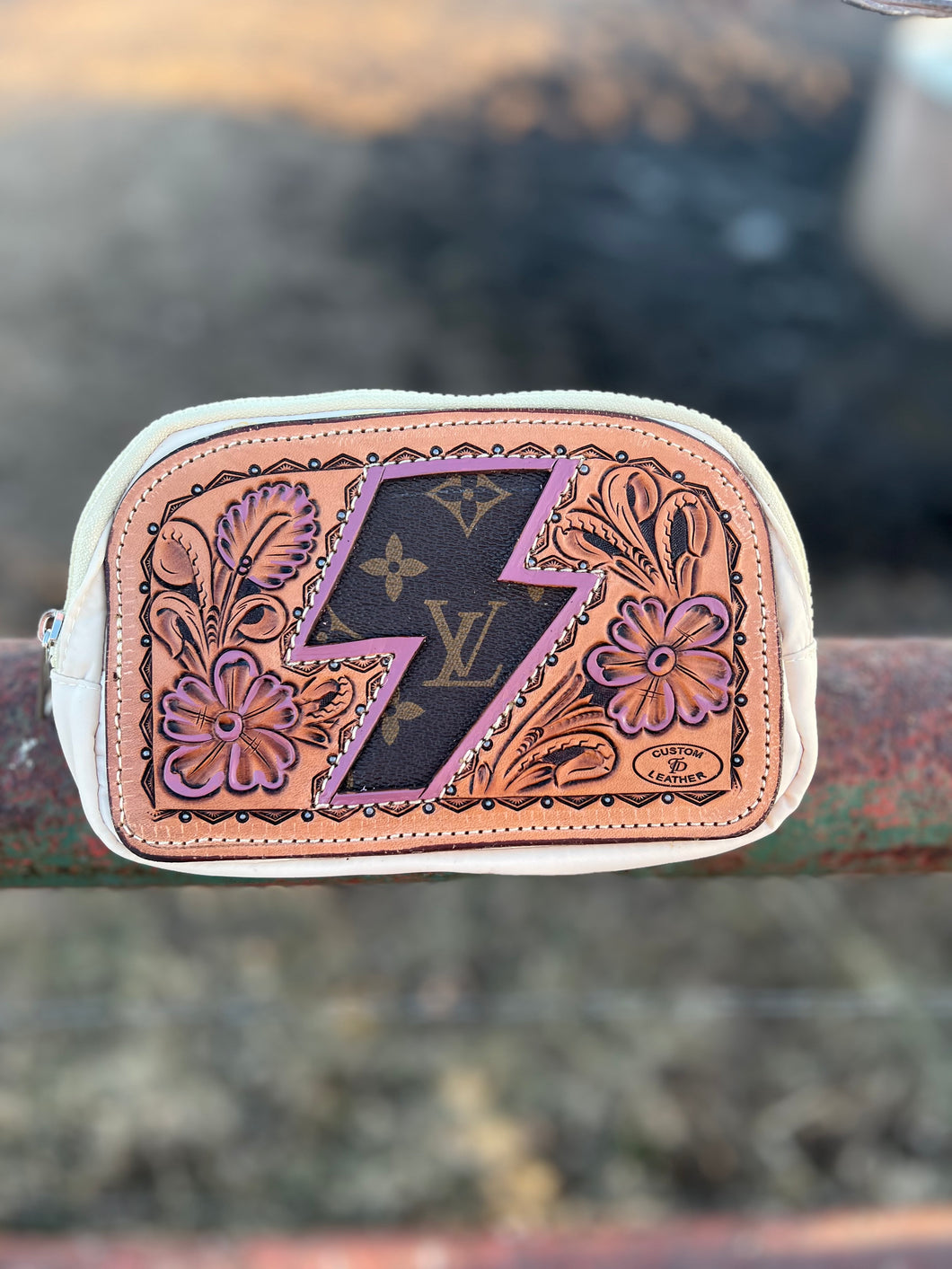 Belt bag LV inlay